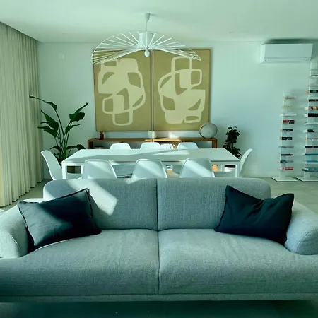 Villa Lux Hiato's *